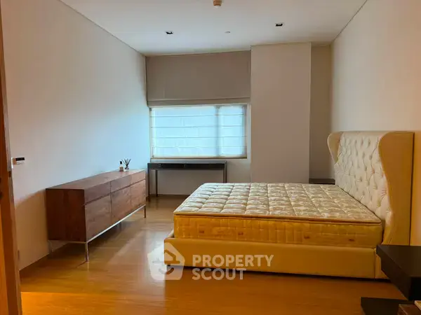 1-BR Condo at Saladaeng Residences near MRT Si Lom — photo 7