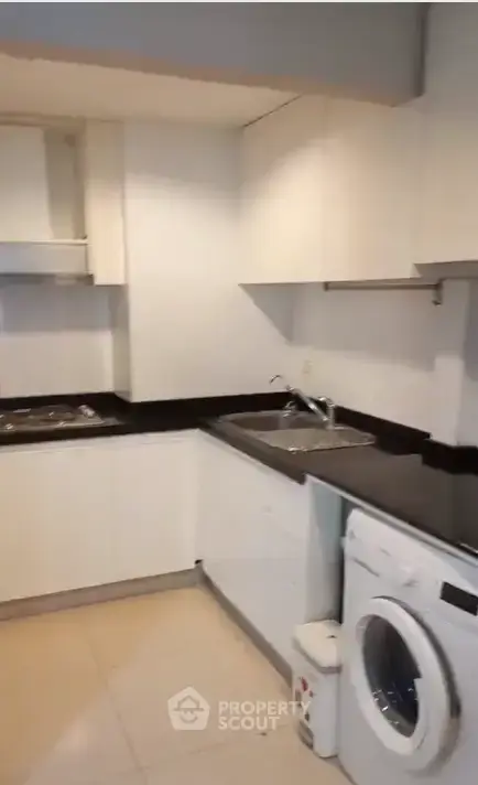 3 Bedroom 2 Bathroom Condo in Belle Rama 9 for sale — photo 3