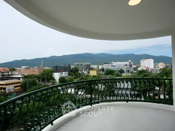 3-BR Condo at Hillside Condo 4 in Chang Phueak — photo 2
