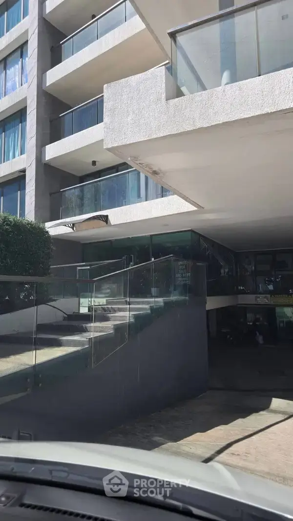 1-BR Condo at Water Edge Na Jomtien close to Pattaya — photo 7