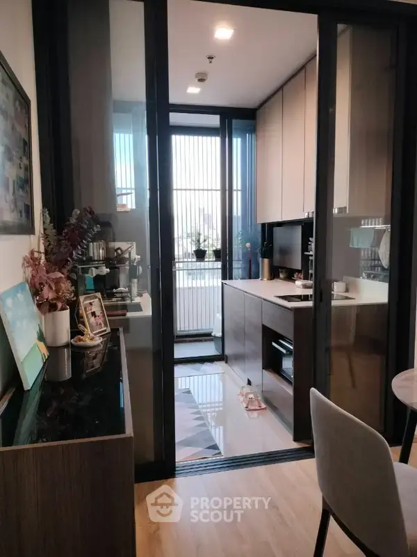 2-BR Condo at The Line Phahon - Pradipat near BTS Saphan Khwai — ภาพ 3