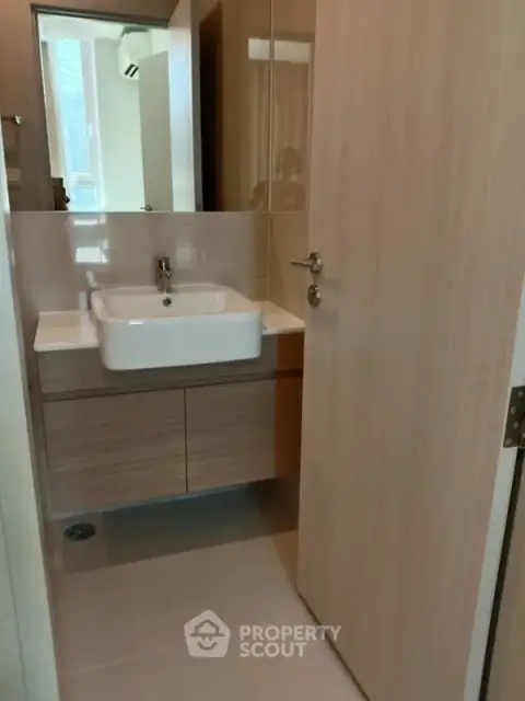1-BR Condo at Noble Revolve Ratchada 2 near MRT Thailand Cultural Centre — ภาพ 3