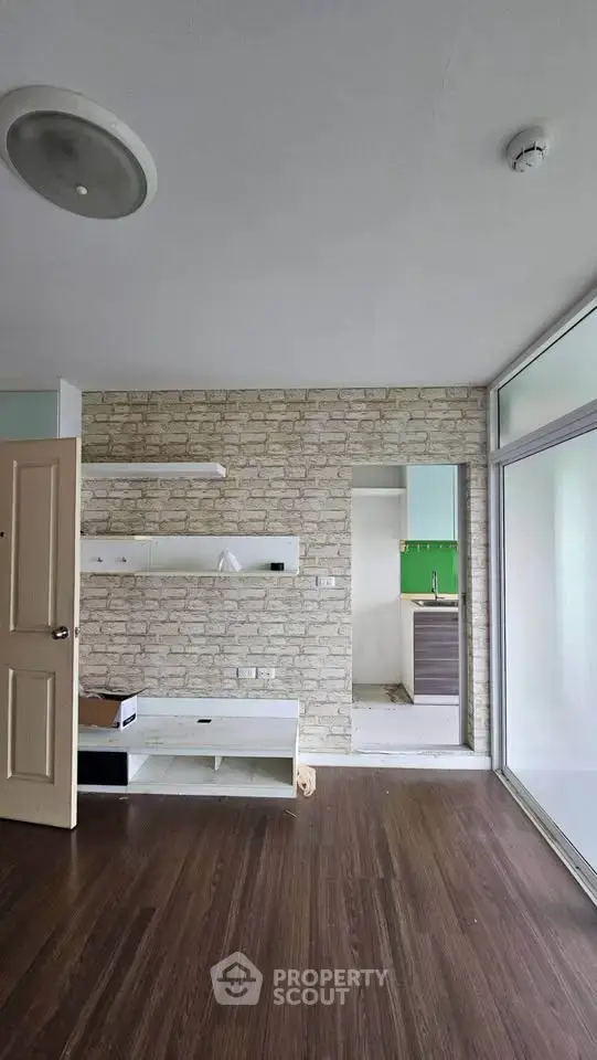 1-BR Condo at D Condo Sathupradit 49 in Bang Phong Phang — photo 2