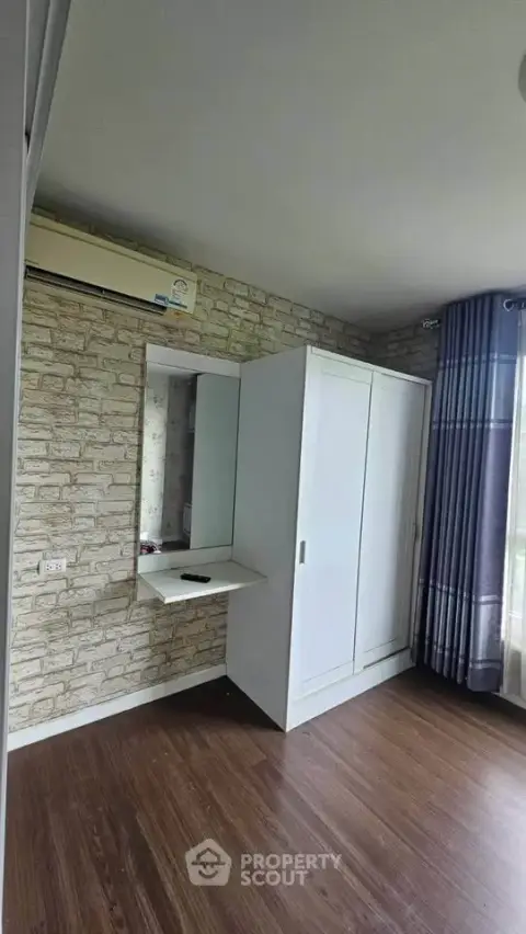 1-BR Condo at D Condo Sathupradit 49 in Bang Phong Phang — photo 4