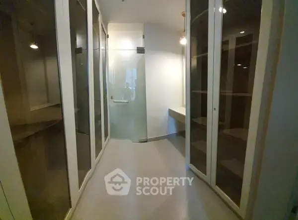 1-BR Condo at Noble Ploenchit near BTS Phloen Chit — photo 5