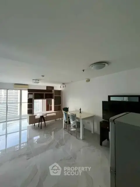 1-BR Condo at Silom Suite Condominium near BTS Saint Louis — ภาพ 4