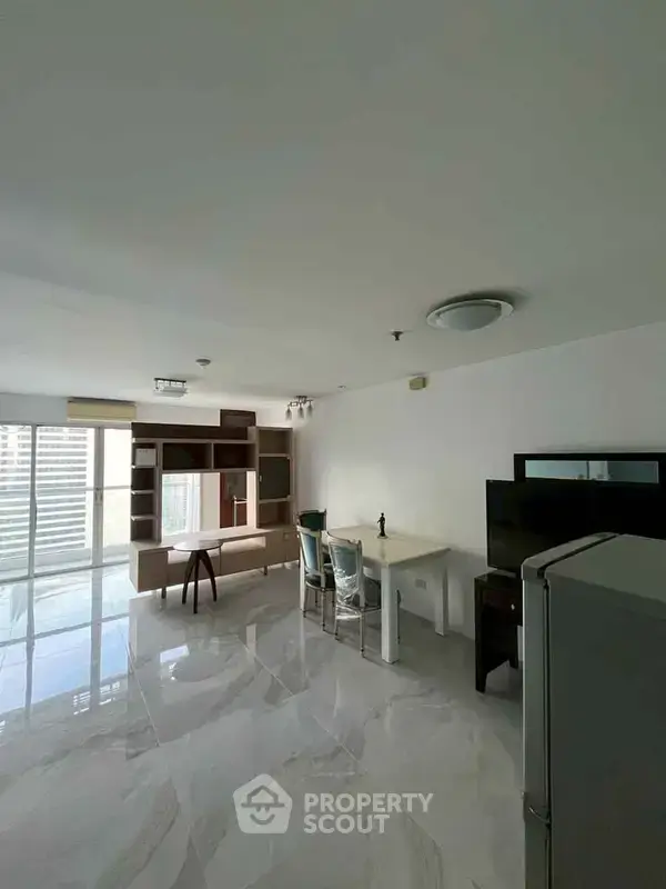 1-BR Condo at Silom Suite Condominium near BTS Saint Louis — ภาพ 4