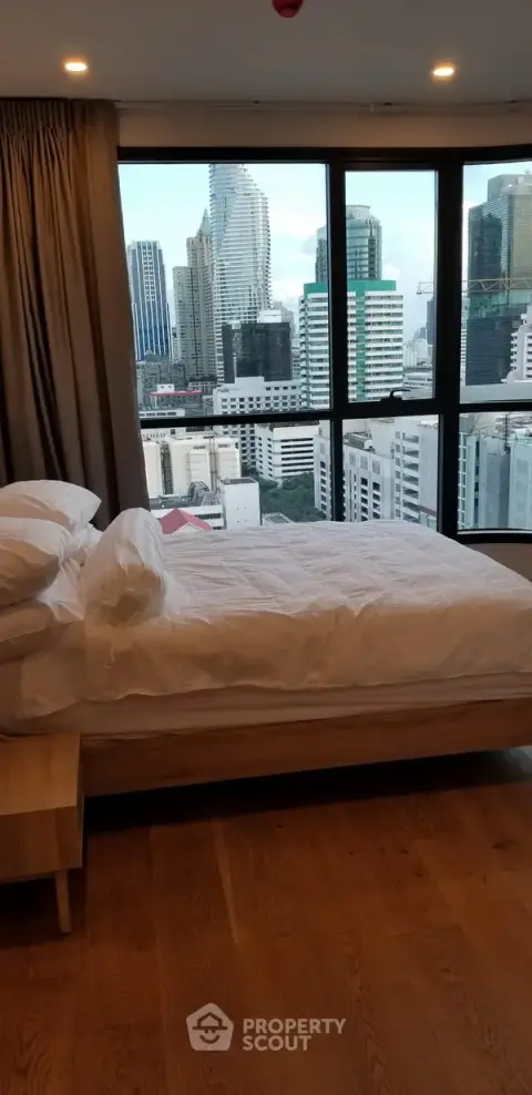 2-BR Condo at Q Chid Lom - Phetchaburi near BTS Chit Lom — ภาพ 2