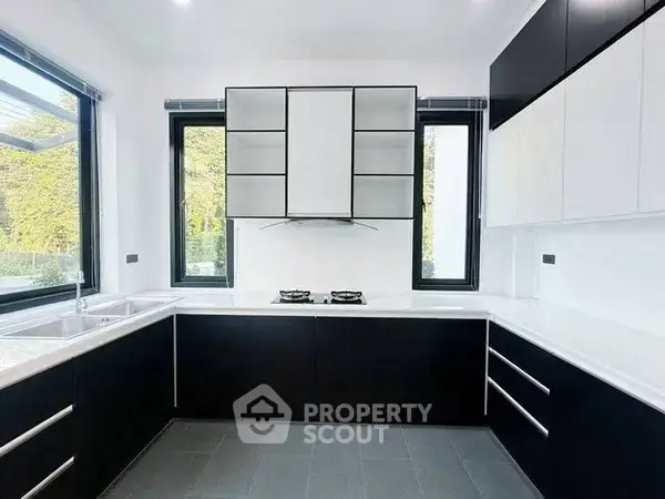 5-BR House close to Chiang Mai Old City — ภาพ 7