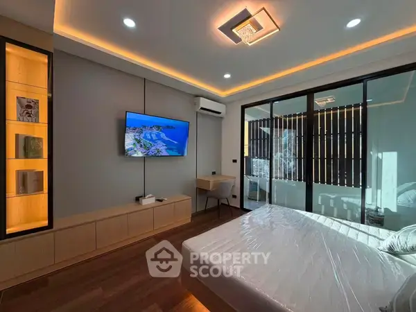 1-BR Condo at Jomtien Condotel close to Jomtien Beach — photo 4