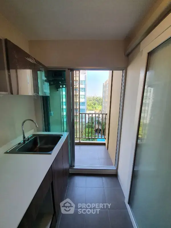 1-BR Condo at Dcondo Tann Charan in Bang Khun Si — photo 7