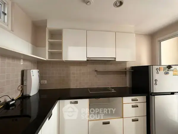 1-BR Condo at U Sabai Rama 4 Kluaynamthai near BTS Phra Khanong — photo 2