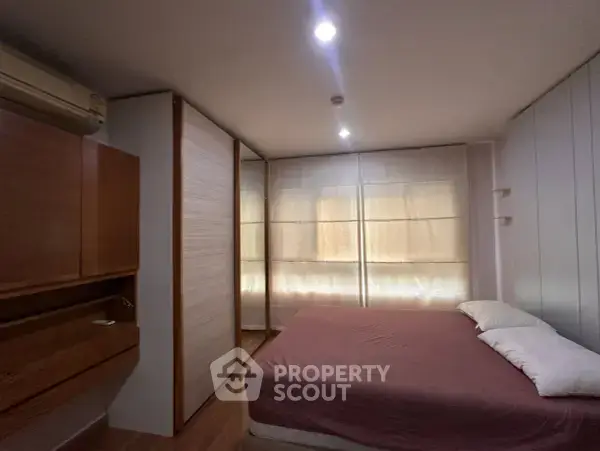 1-BR Condo at U Sabai Rama 4 Kluaynamthai near BTS Phra Khanong — photo 5