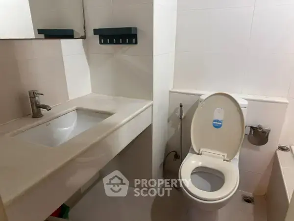 1-BR Condo at U Sabai Rama 4 Kluaynamthai near BTS Phra Khanong — photo 7