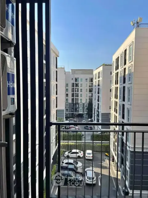 1-BR Condo at Plum Condo Chaengwattana Station Phase 3 in Talat Bang Khen — photo 2