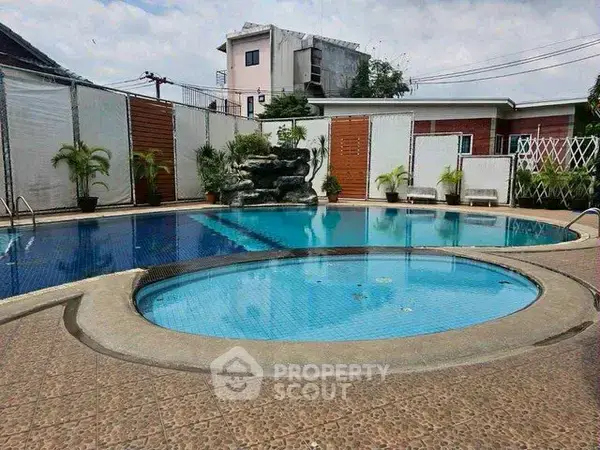2-BR Condo in Chang Khlan — photo 7