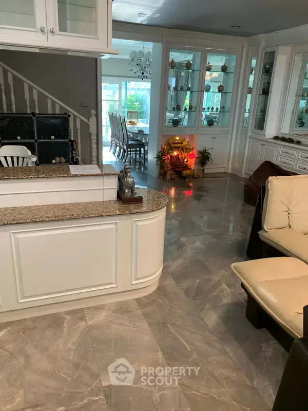 5-BR Townhouse close to Pattaya — ภาพ 2