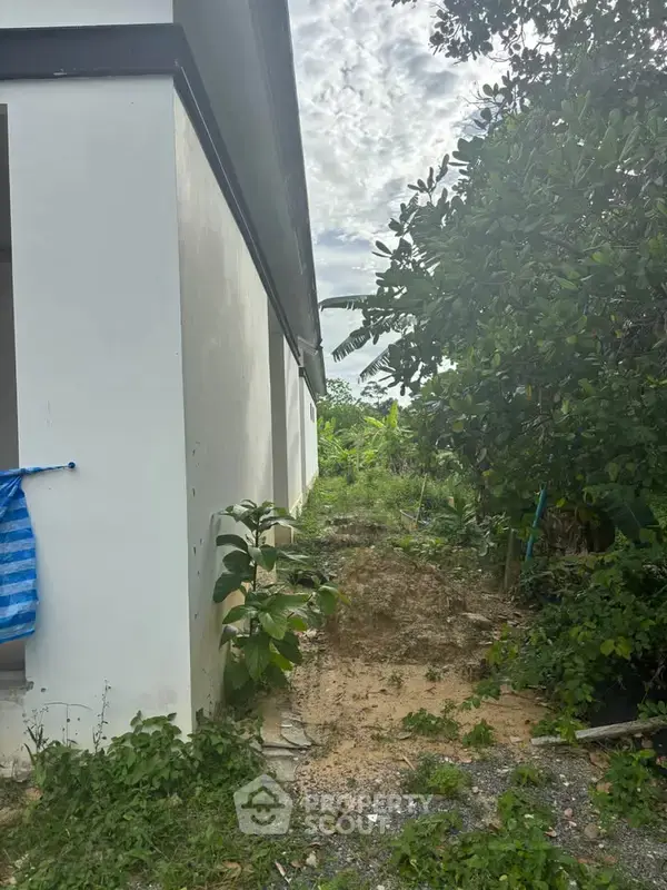 4-BR Townhouse in Si Sunthon — 照片 3