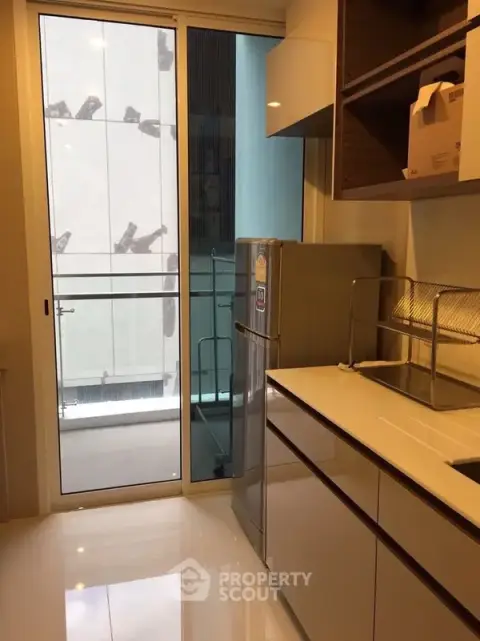 1-BR Condo at The Room Sathorn near BTS Saint Louis — ภาพ 4
