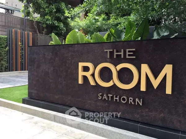 1-BR Condo at The Room Sathorn near BTS Saint Louis — ภาพ 6