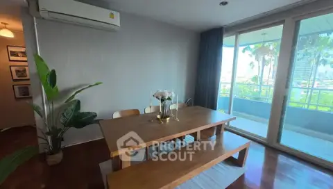3-BR Condo at Watermark Chaophraya near BTS Krung Thon Buri — 照片 3