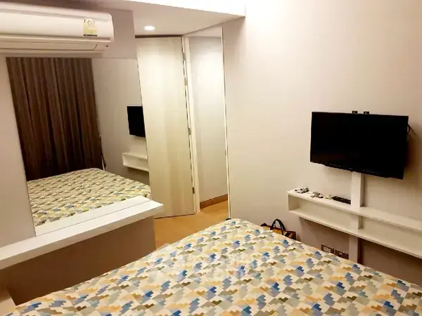 2-BR Condo at The Lumpini 24 near BTS Phrom Phong — фото 6