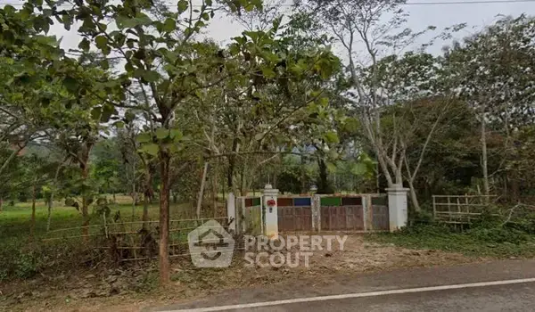 2-BR House in Tha Nuea — ภาพ 3