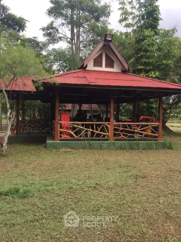 2-BR House in Tha Nuea — ภาพ 2