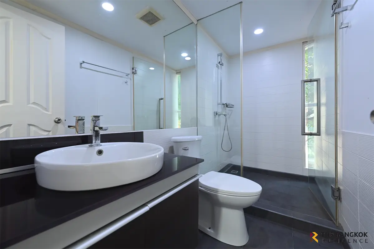 Townhouse in Bangkok, Thailand 4 bedrooms — ภาพ 8