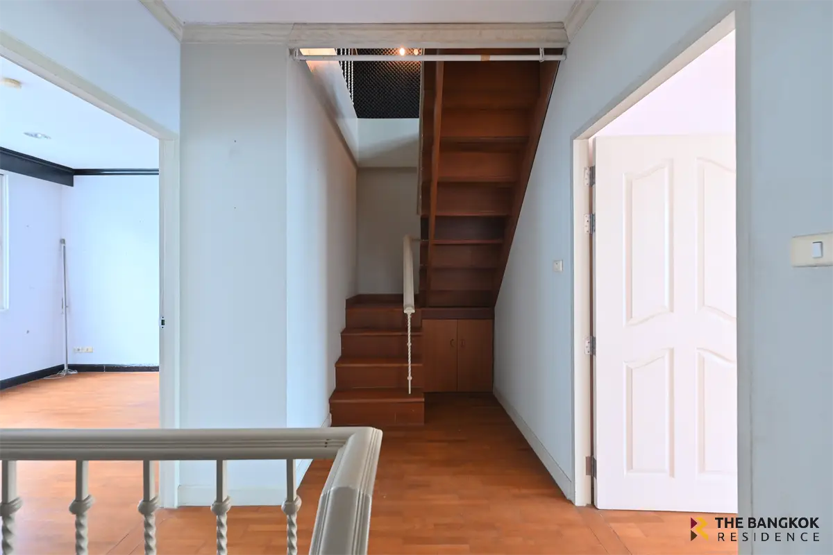 Townhouse in Bangkok, Thailand 4 bedrooms — ภาพ 2