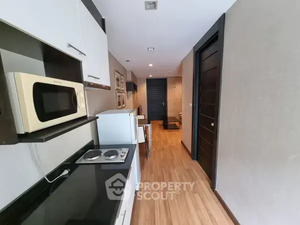 1-BR Condo at The Amethyst Sukhumvit 39 near BTS Phrom Phong — photo 5