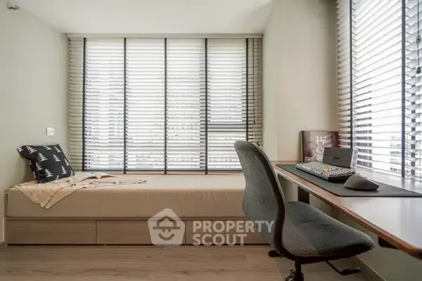 2-BR Condo at The Reserve Phahol-Pradipat near BTS Saphan Khwai — photo 5