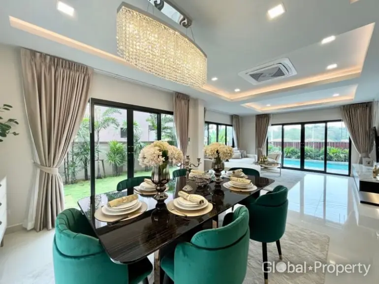 House in Pattaya, Thailand 5 bedrooms — ภาพ 5