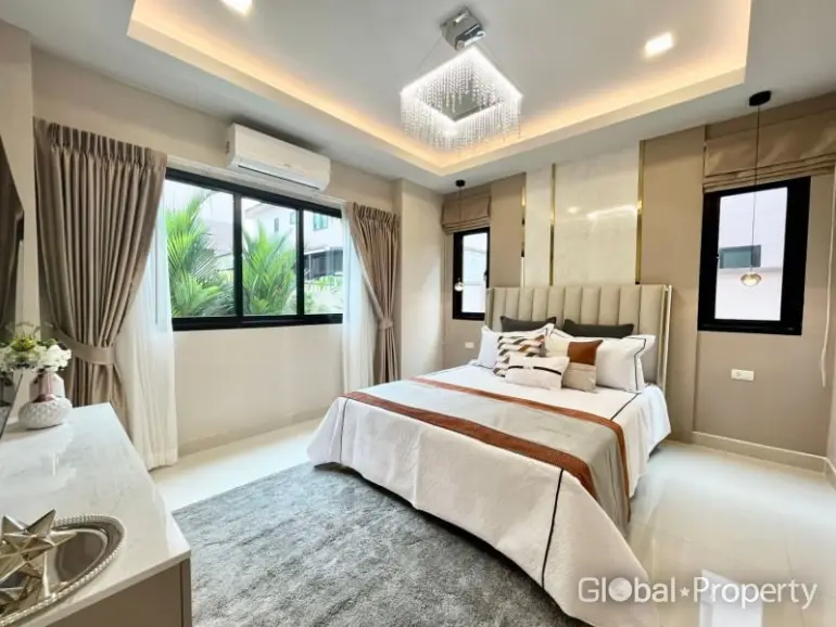 House in Pattaya, Thailand 5 bedrooms — ภาพ 7