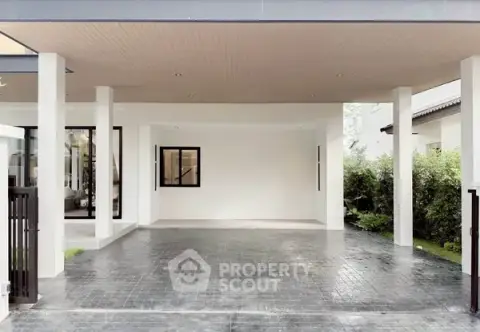 4-BR House close to Nimmanhaemin — photo 4