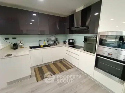 2-BR Condo at Executive Residence II & IV close to Phratamnak — ภาพ 5