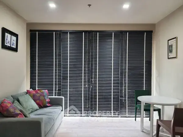 1-BR Condo at Noble Solo close to Thong Lo — photo 3