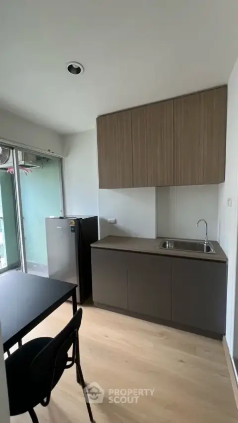 1-BR Condo at Lumpini Ville On Nut – Phatthanakan in Prawet — photo 2