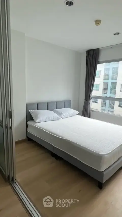1-BR Condo at Lumpini Ville On Nut – Phatthanakan in Prawet — photo 4