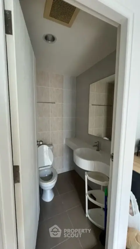 1-BR Condo at Lumpini Ville On Nut – Phatthanakan in Prawet — photo 5