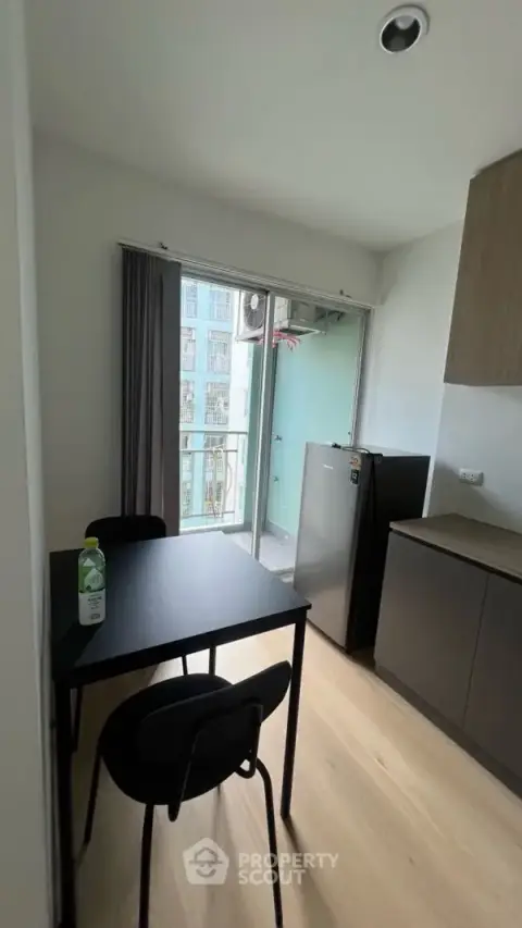 1-BR Condo at Lumpini Ville On Nut – Phatthanakan in Prawet — photo 3
