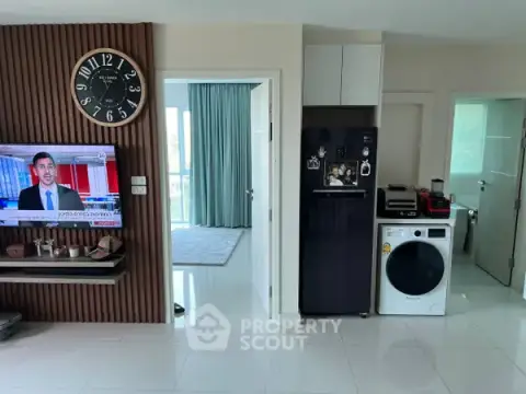 1-BR Condo at One Tower Pratamnak close to Phratamnak — photo 3