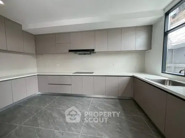4-BR House at Eakmongkol Chaiyapruek 1 close to Pattaya — ภาพ 4