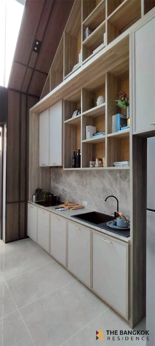 Townhouse in Bangkok, Thailand 4 bedrooms — photo 10