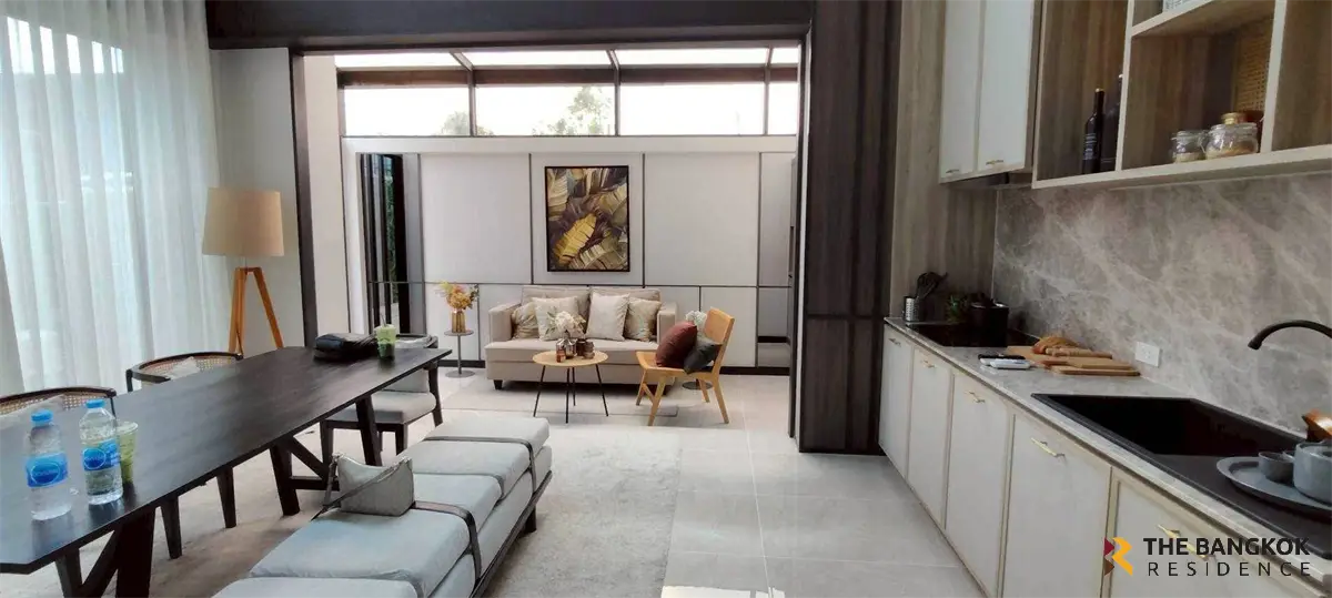 Townhouse in Bangkok, Thailand 4 bedrooms — photo 8