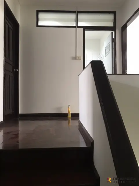 Townhouse in Bangkok, Thailand 3 bedrooms — photo 2