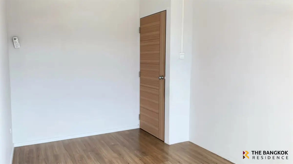 Townhouse in Bangkok, Thailand 4 bedrooms — photo 6