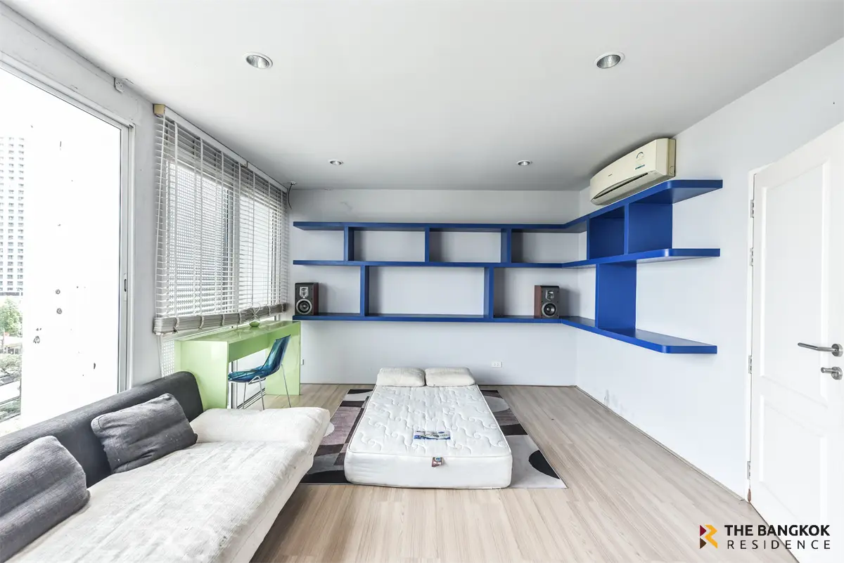 Townhouse in Bangkok, Thailand 4 bedrooms — ภาพ 9