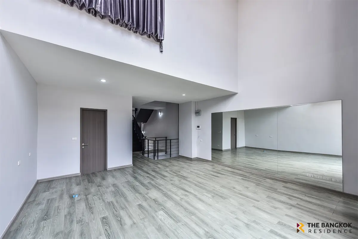 Townhouse in Bangkok, Thailand 3 bedrooms — photo 8