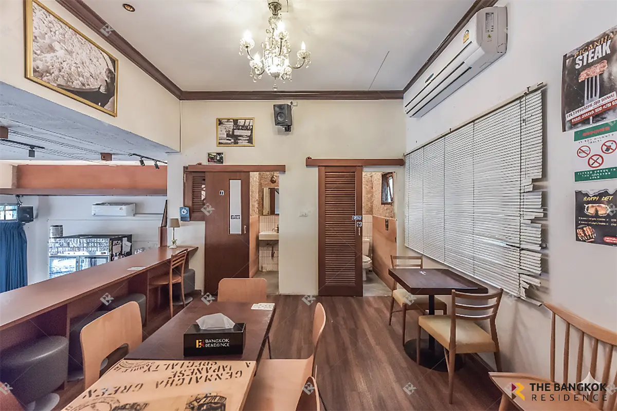Townhouse in Bangkok, Thailand 3 bedrooms — photo 6